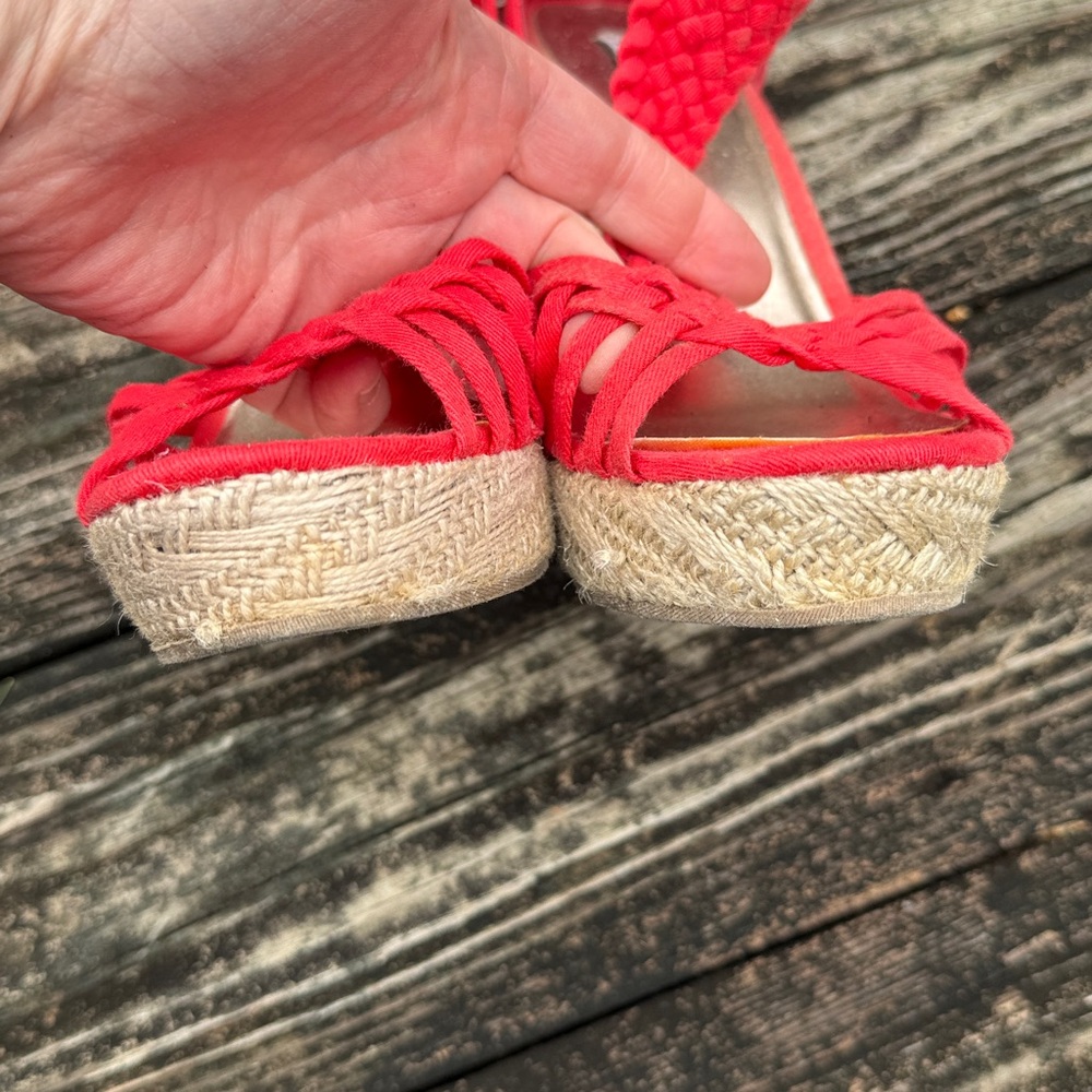 Steve Madden Red Braided T-Strap Heels - Picture 5 of 13